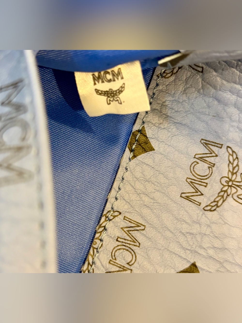 NIB MCM Sky Blue Logo Envelope Clutch/Crossbody. Includes classy chain/box/dusty - Picture 6 of 8